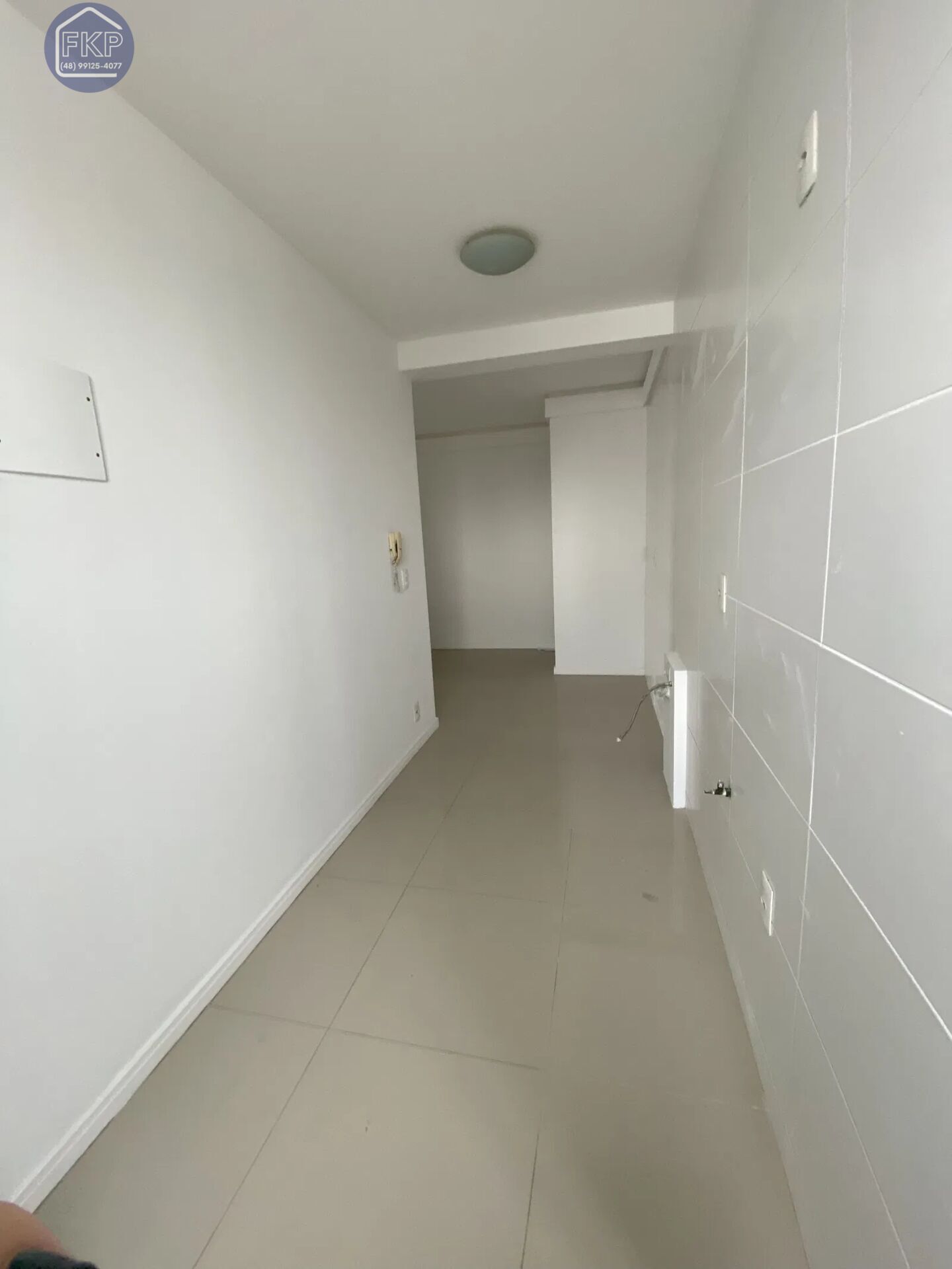 Apartamento à venda com 2 quartos, 76m² - Foto 11