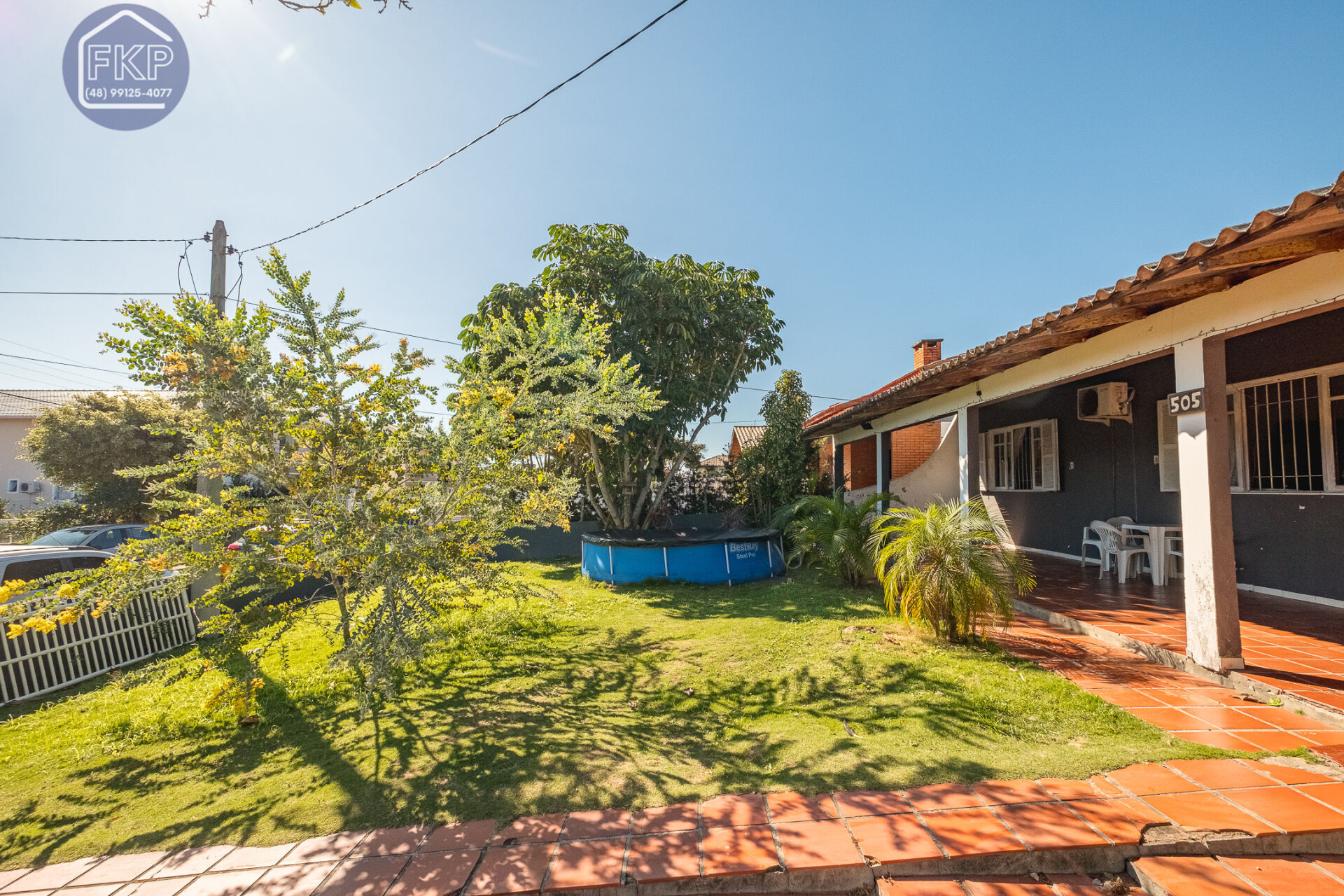 Casa à venda com 3 quartos, 100m² - Foto 4