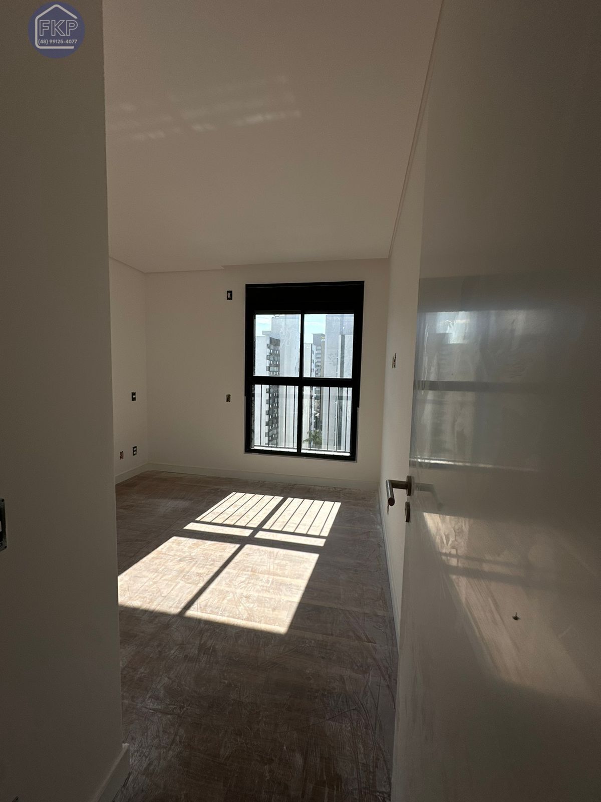 Apartamento à venda com 3 quartos, 107m² - Foto 13