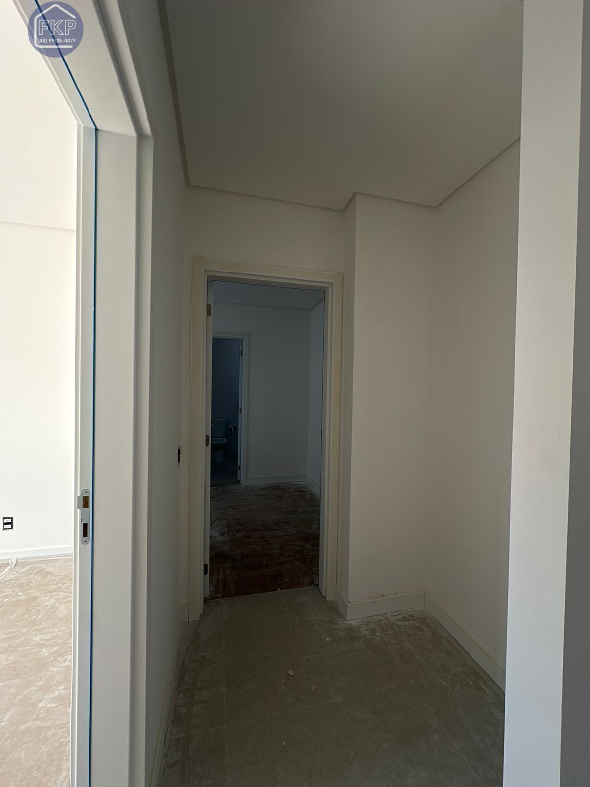 Apartamento à venda com 3 quartos, 107m² - Foto 8