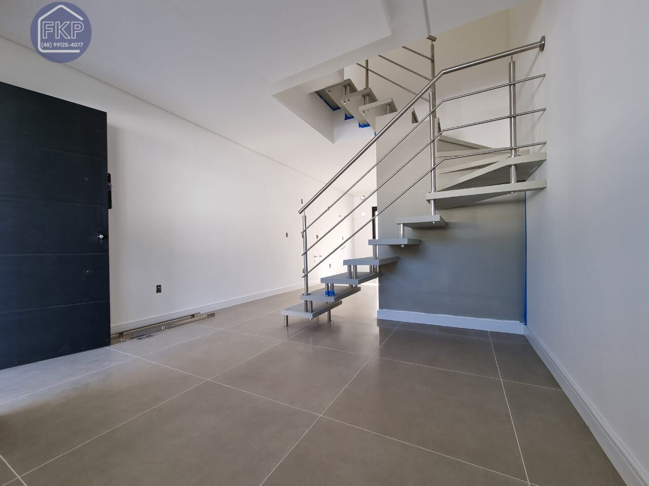 Casa à venda com 2 quartos, 73m² - Foto 5