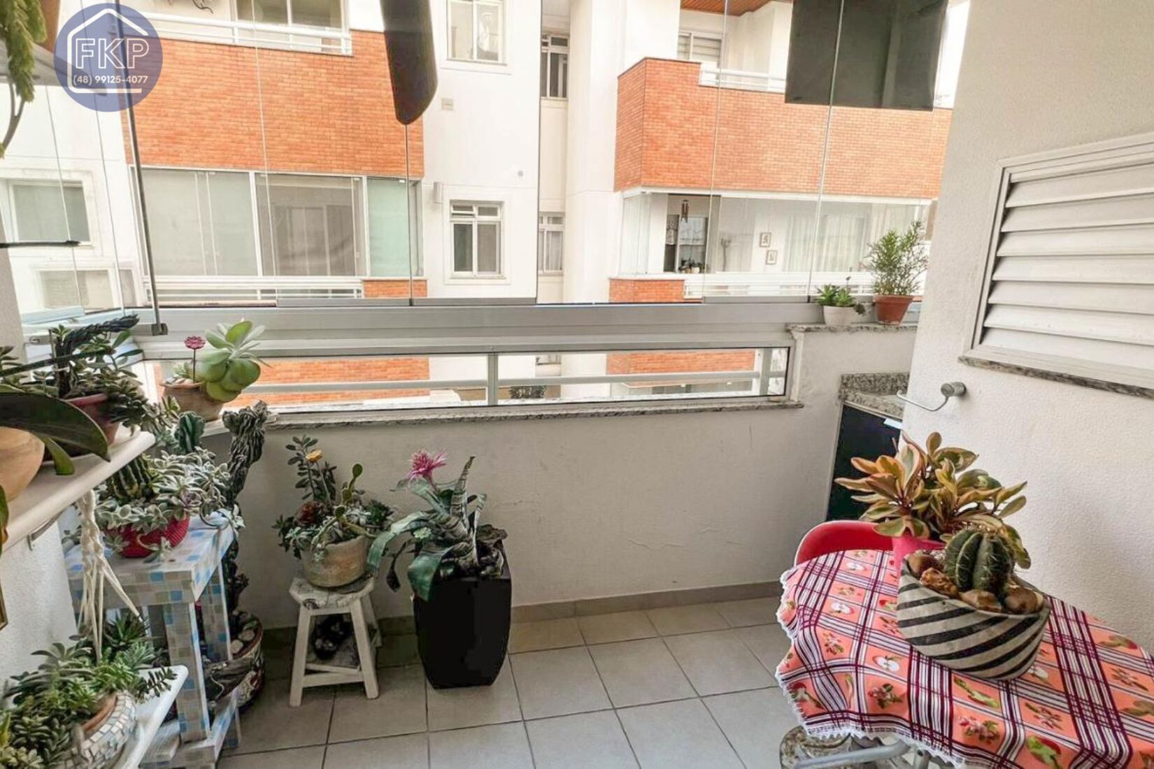 Apartamento à venda com 3 quartos, 83m² - Foto 12