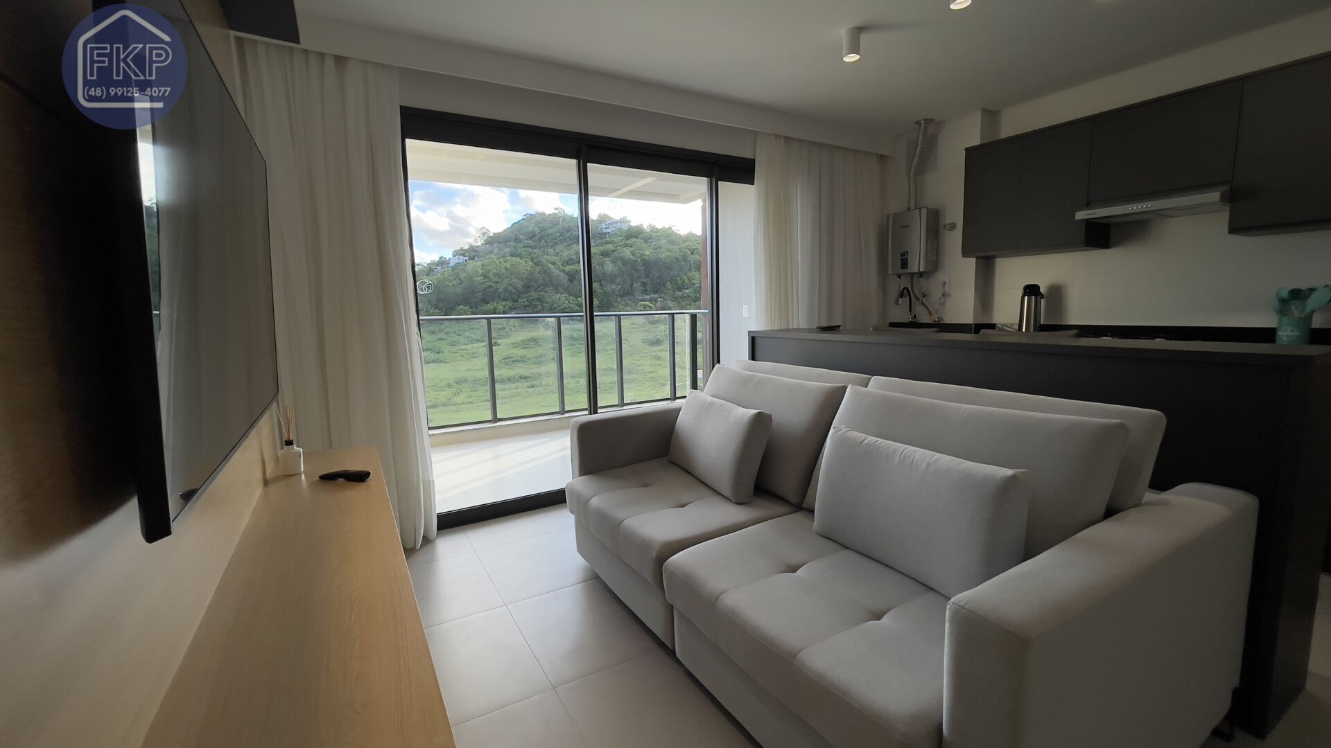 Apartamento à venda com 2 quartos, 76m² - Foto 2