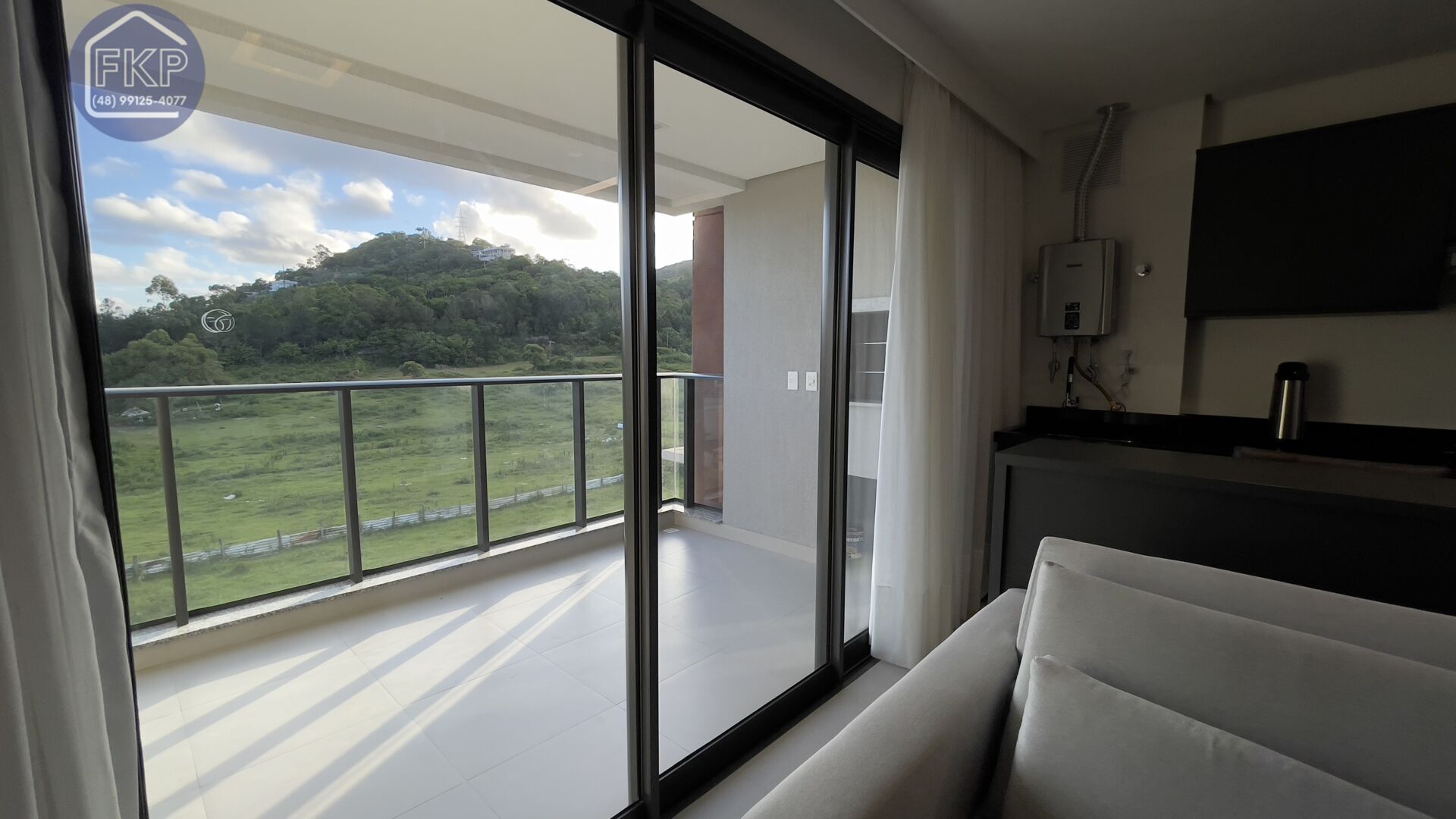 Apartamento à venda com 2 quartos, 76m² - Foto 11