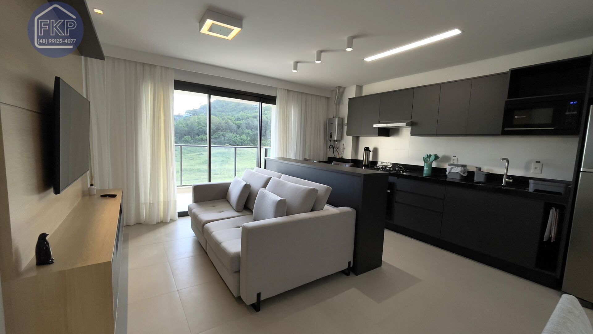 Apartamento à venda com 2 quartos, 76m² - Foto 1