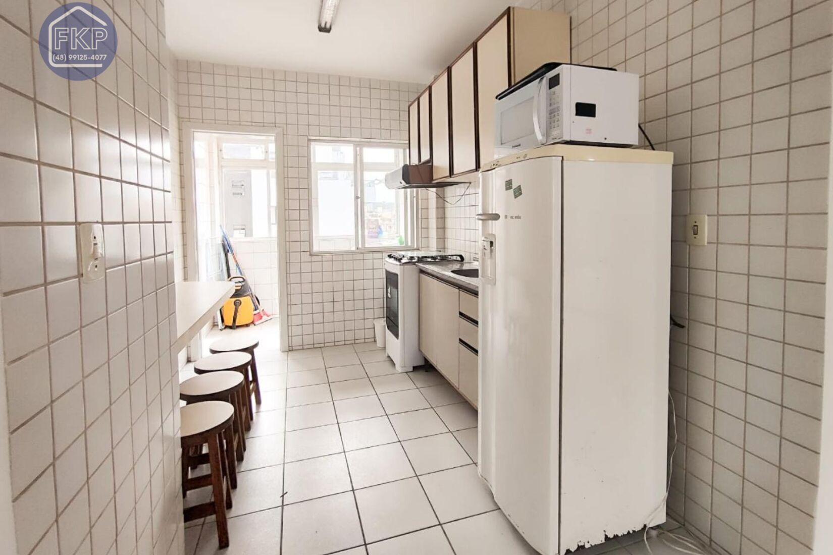 Apartamento à venda com 2 quartos, 67m² - Foto 6