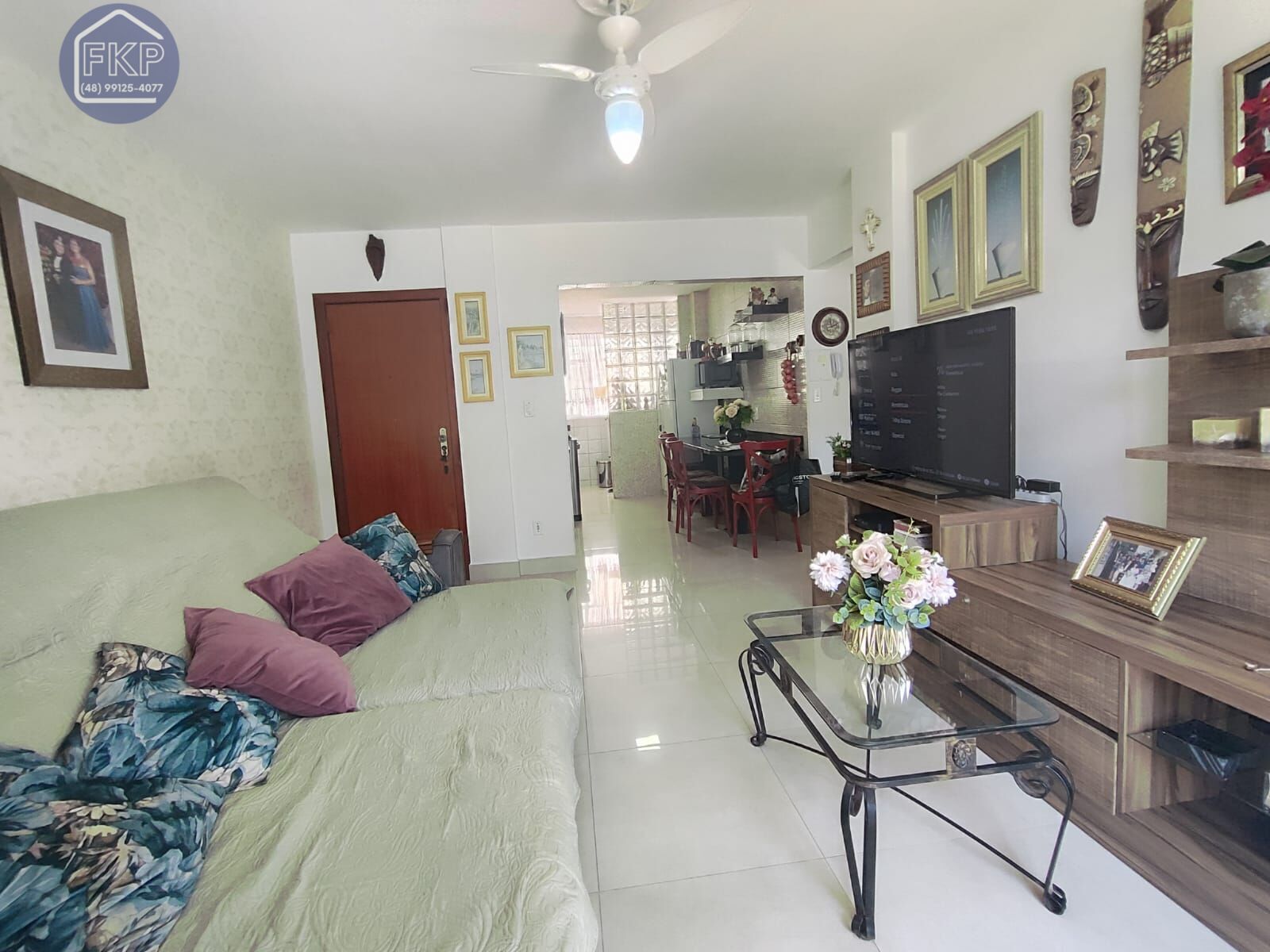 Apartamento à venda com 2 quartos, 67m² - Foto 3