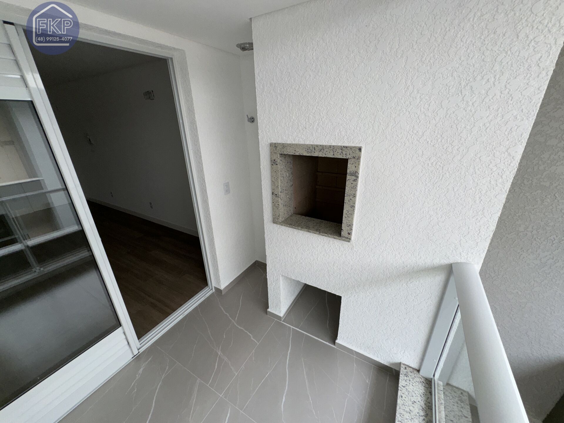 Apartamento à venda com 3 quartos, 93m² - Foto 11