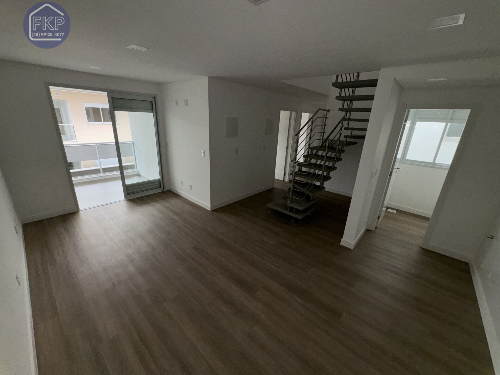 Apartamento à venda com 3 quartos, 93m² - Foto 1