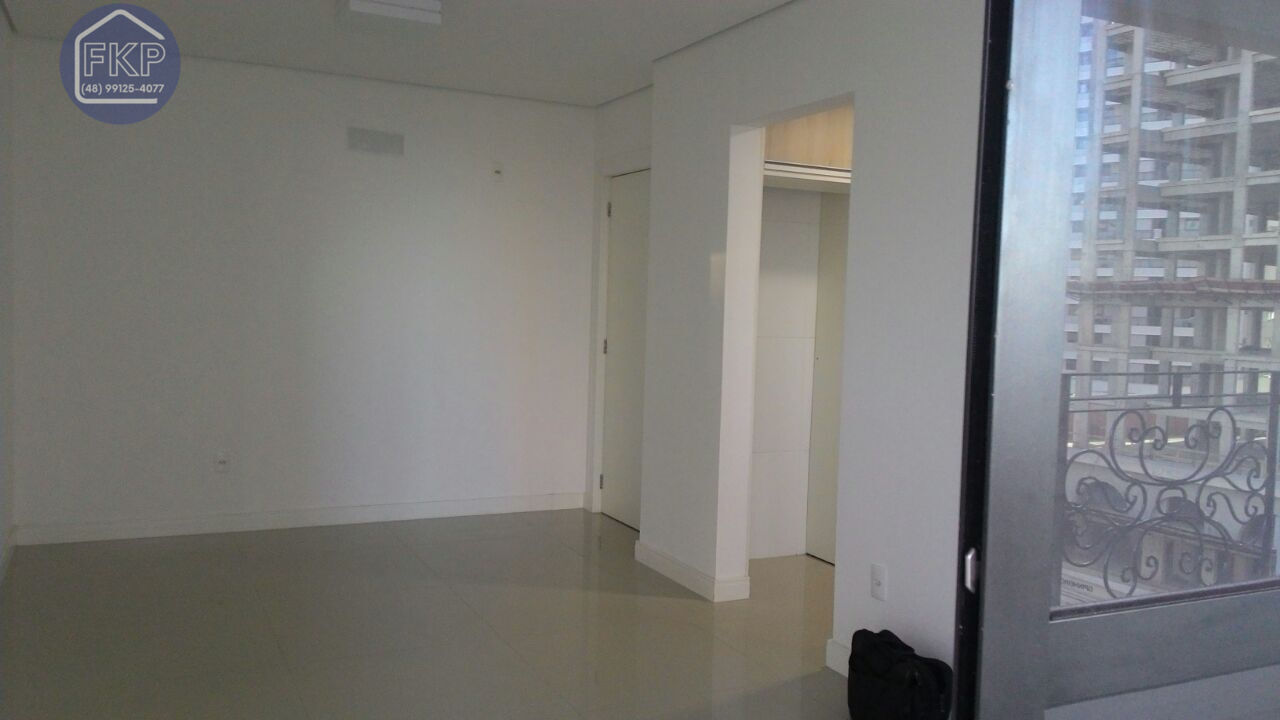 Apartamento à venda com 3 quartos, 87m² - Foto 4