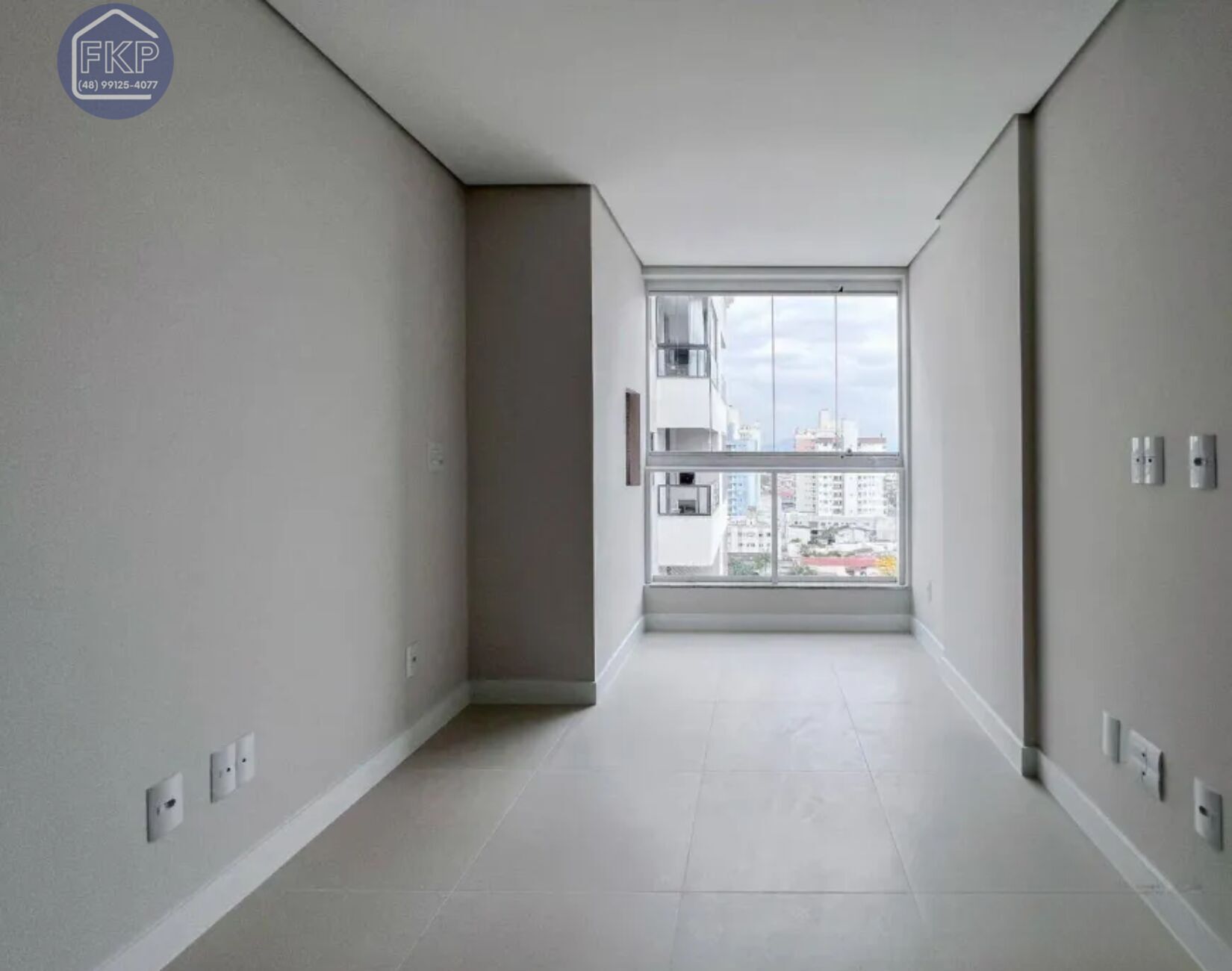 Apartamento à venda com 2 quartos, 56m² - Foto 2