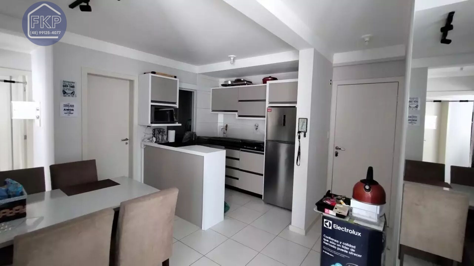 Apartamento à venda com 2 quartos, 77m² - Foto 8