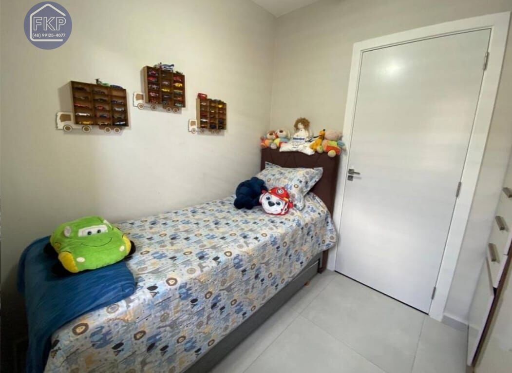 Casa à venda com 3 quartos, 60m² - Foto 13