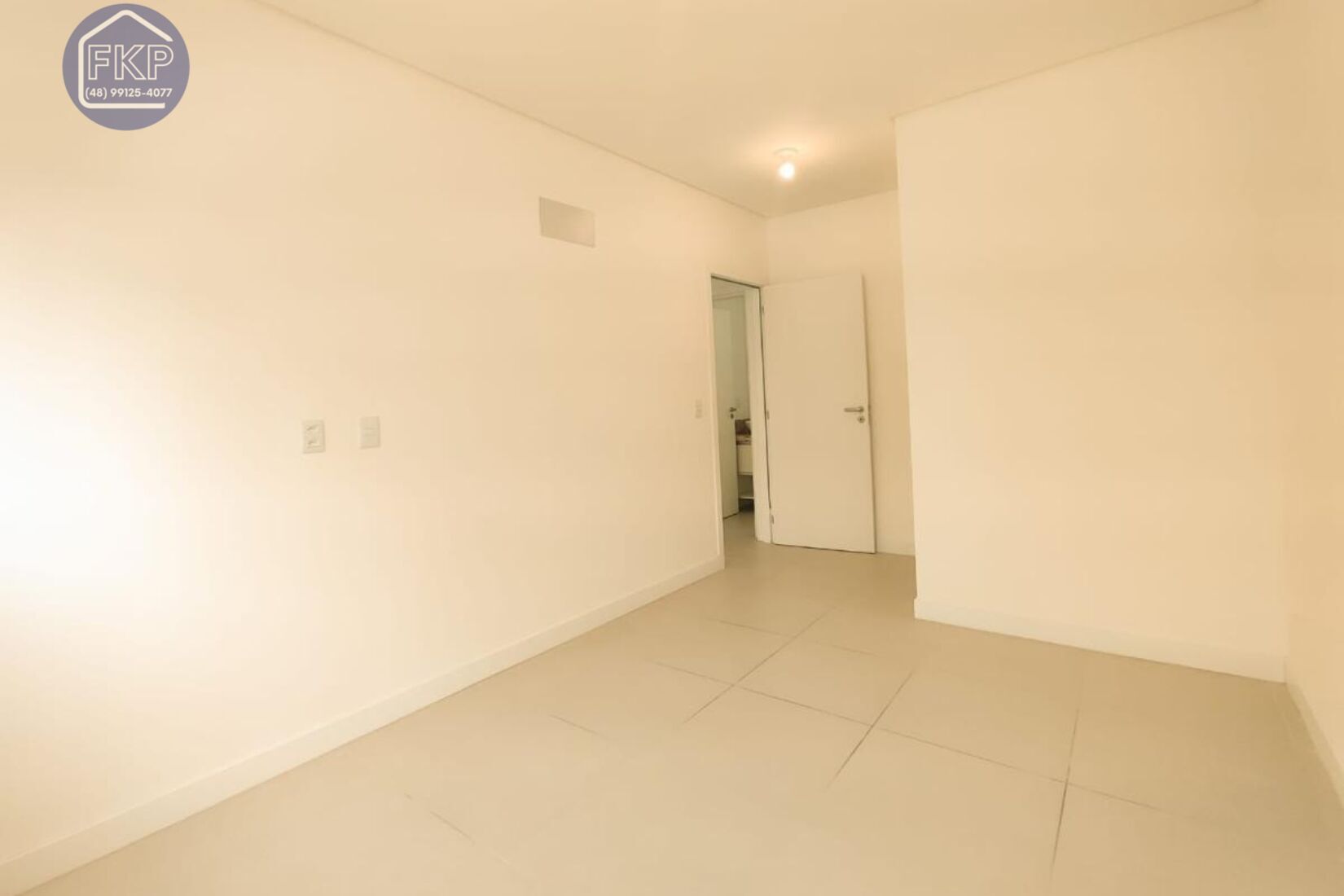 Apartamento à venda com 2 quartos, 75m² - Foto 13