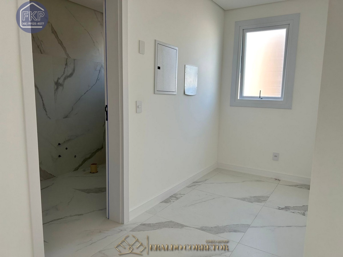 Casa à venda com 4 quartos, 606m² - Foto 22