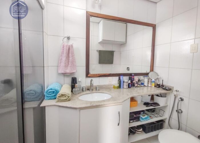 Apartamento à venda com 2 quartos, 66m² - Foto 13