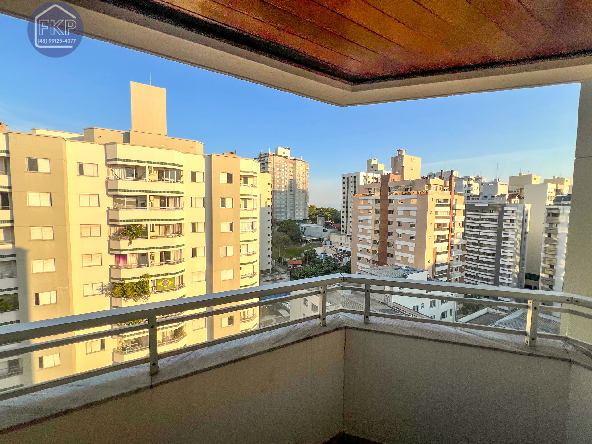 Apartamento à venda com 3 quartos, 122m² - Foto 7