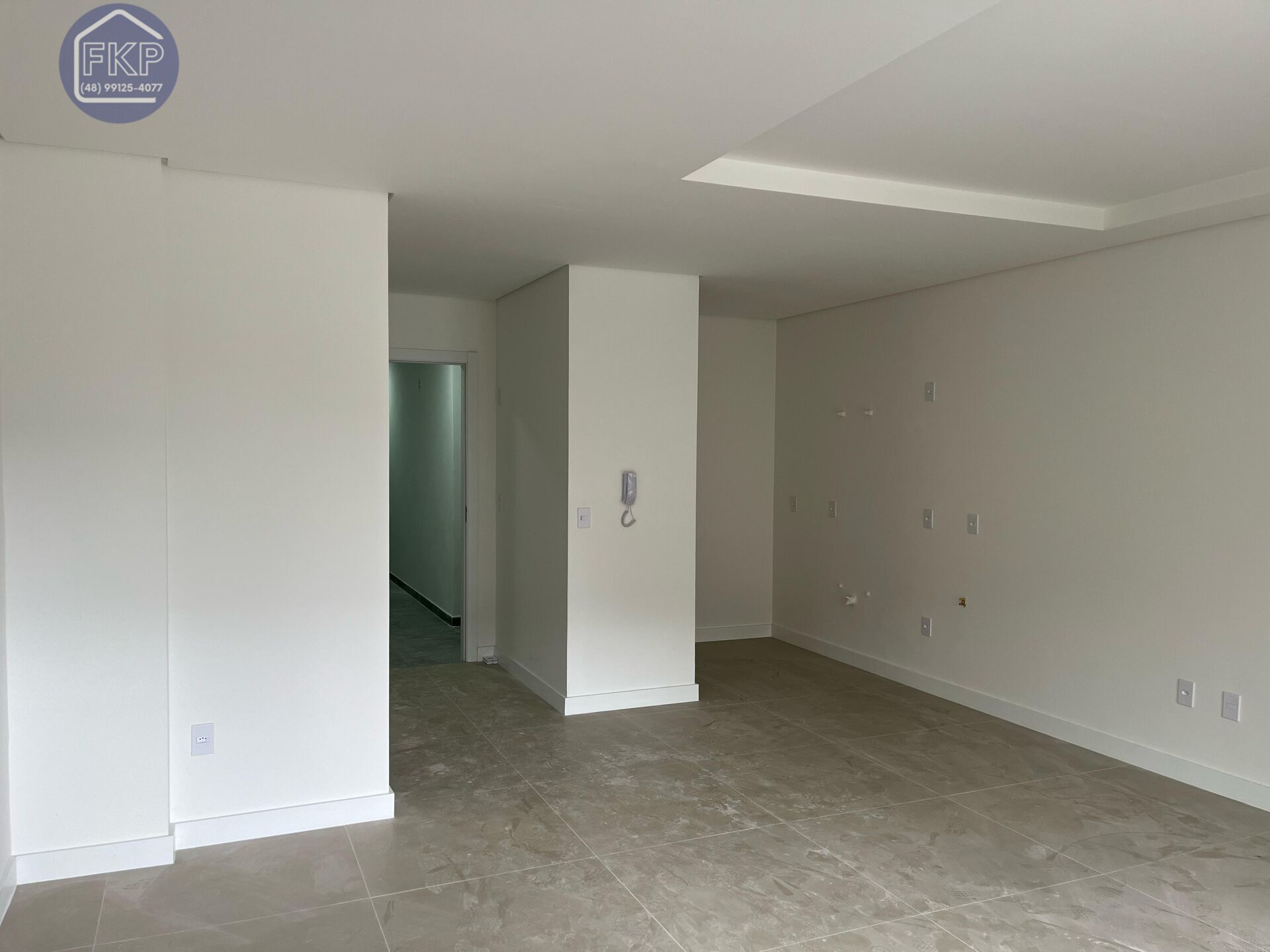 Apartamento à venda com 1 quarto, 42m² - Foto 4