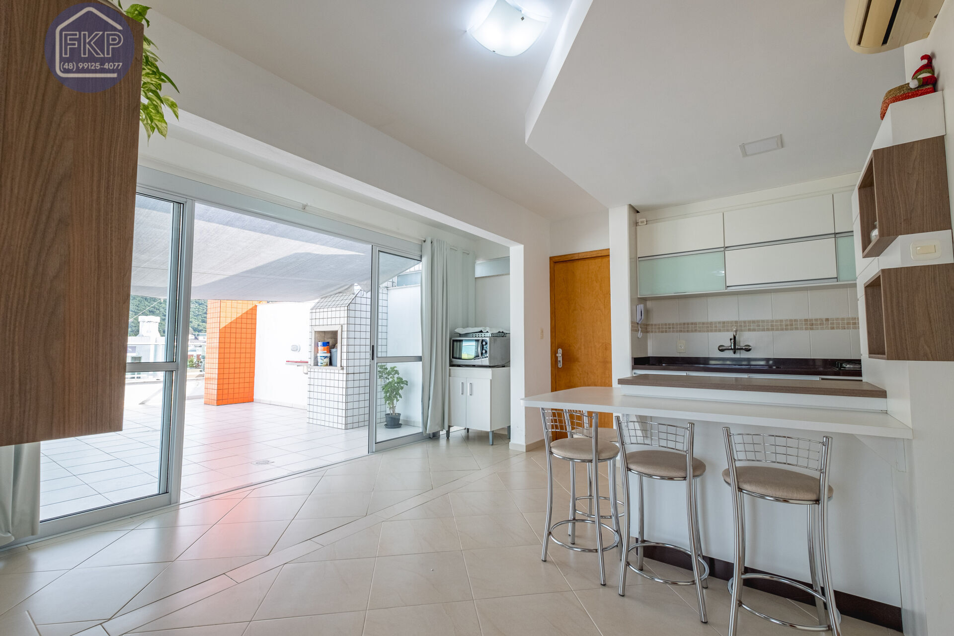 Cobertura à venda com 2 quartos, 132m² - Foto 4