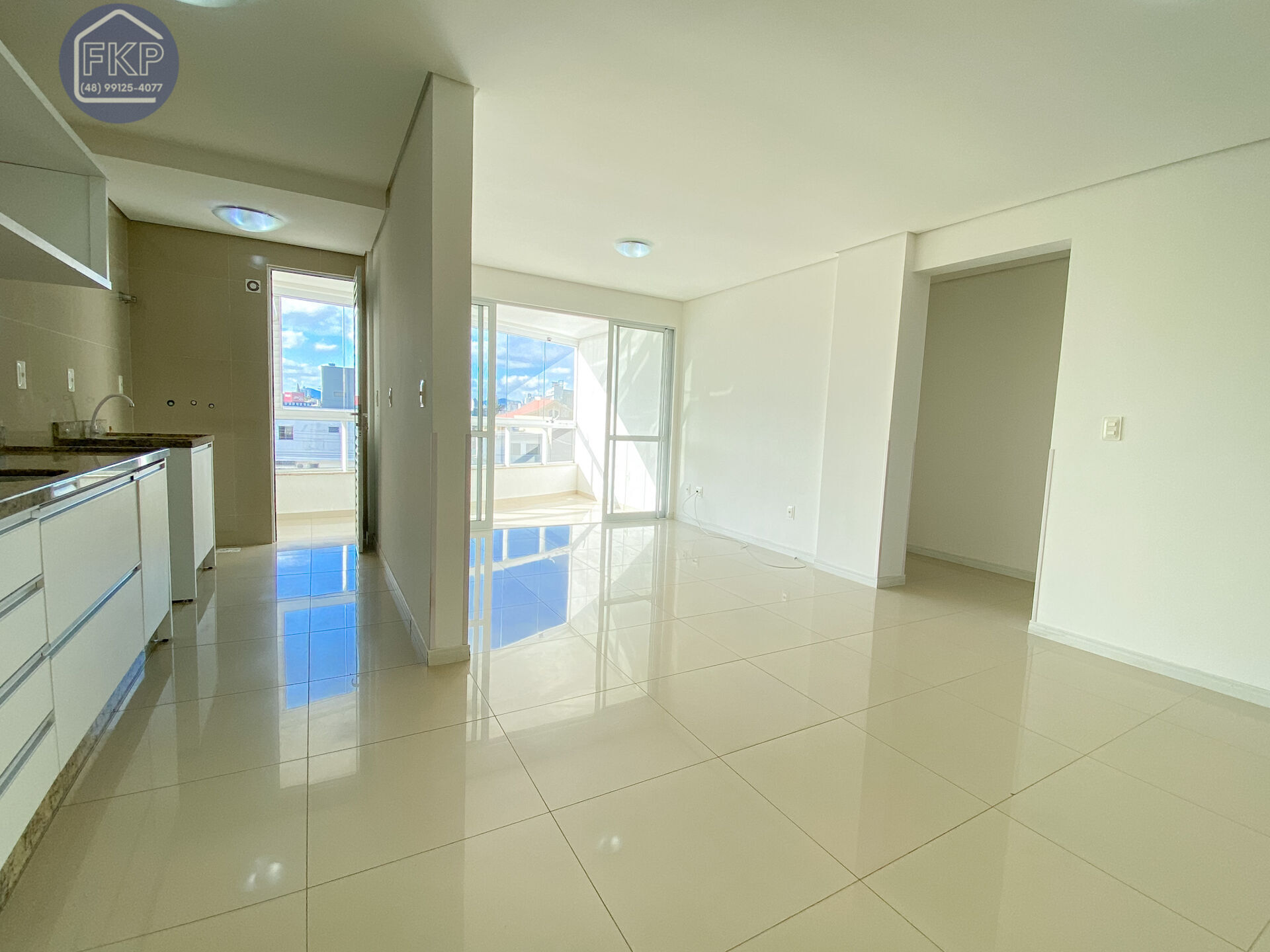 Apartamento, 3 quartos, 93 m² - Foto 2