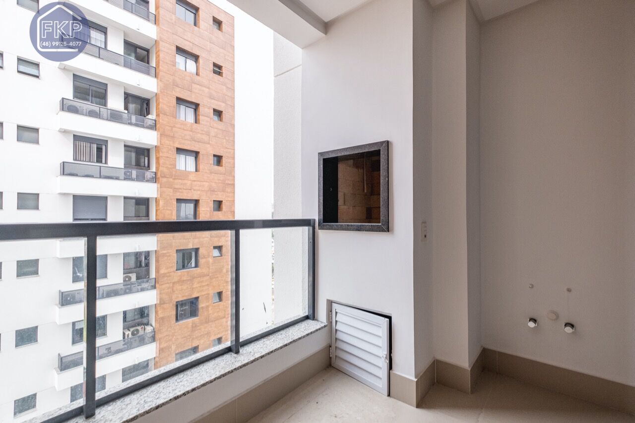 Apartamento à venda com 2 quartos, 79m² - Foto 4