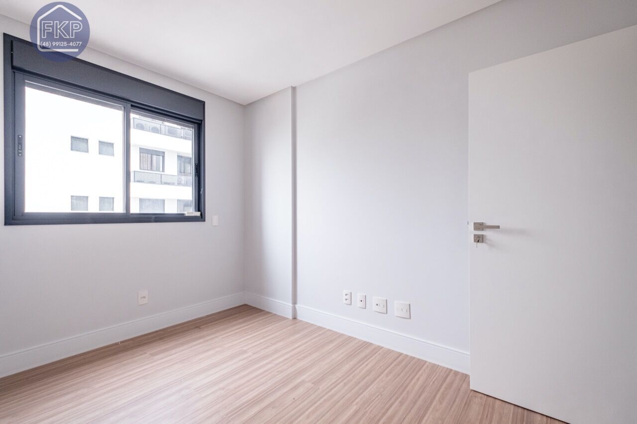 Apartamento à venda com 2 quartos, 79m² - Foto 17