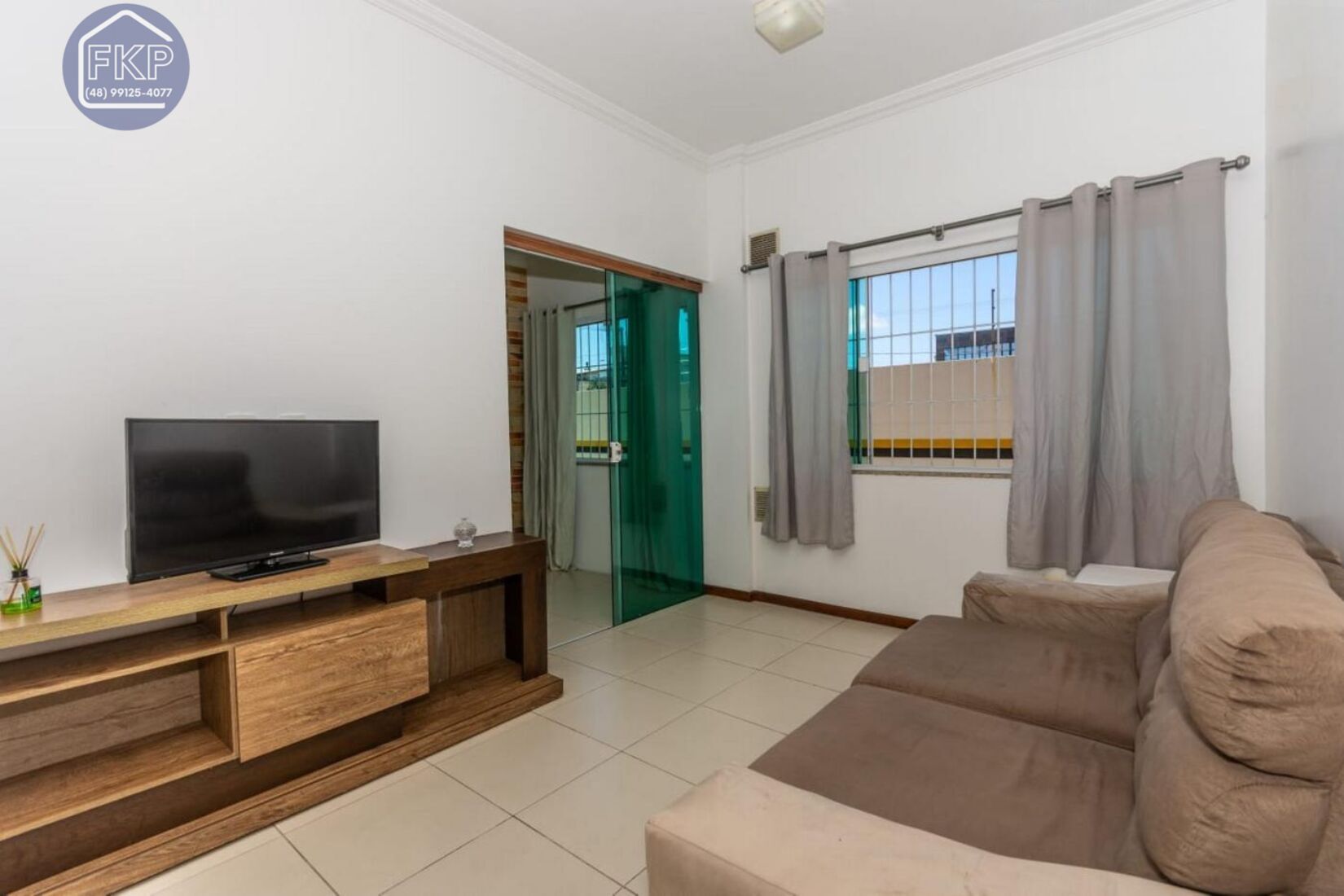 Apartamento à venda com 2 quartos, 67m² - Foto 2