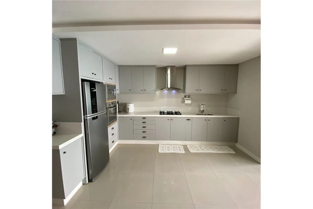 Casa à venda com 3 quartos, 187m² - Foto 8