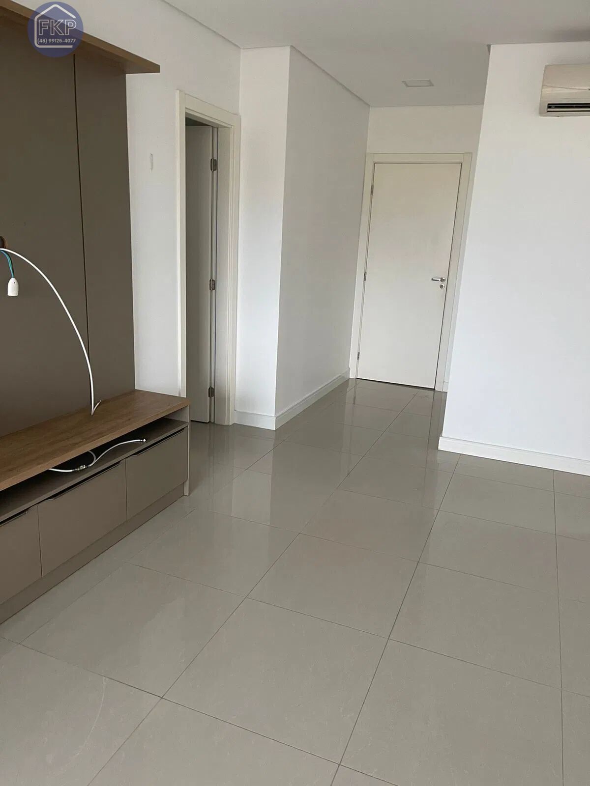 Apartamento à venda com 3 quartos, 110m² - Foto 4