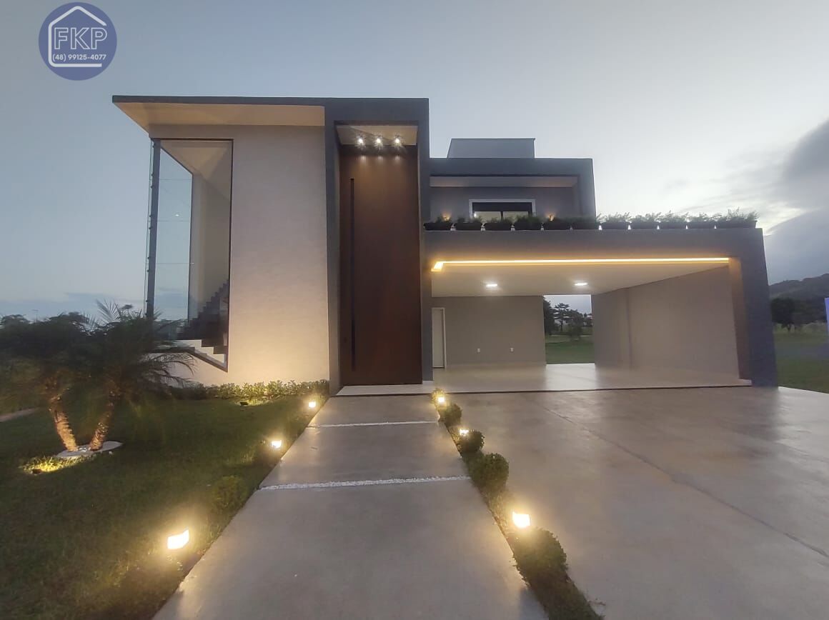 Casa à venda com 4 quartos, 350m² - Foto 7