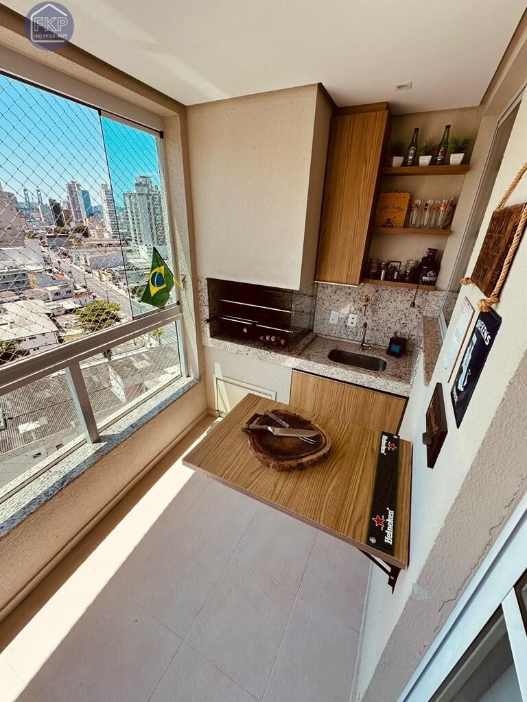 Apartamento à venda com 3 quartos, 107m² - Foto 8