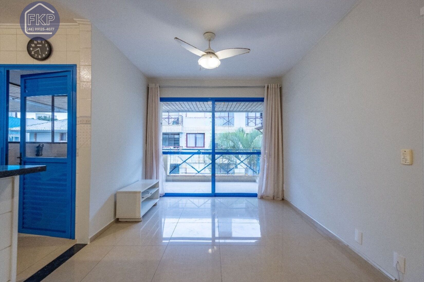 Apartamento à venda com 3 quartos, 85m² - Foto 2