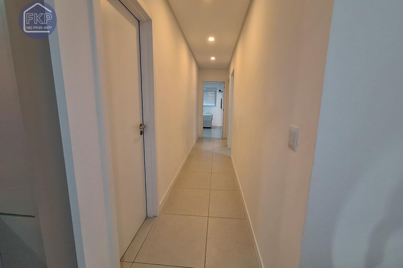 Apartamento à venda com 3 quartos, 94m² - Foto 12