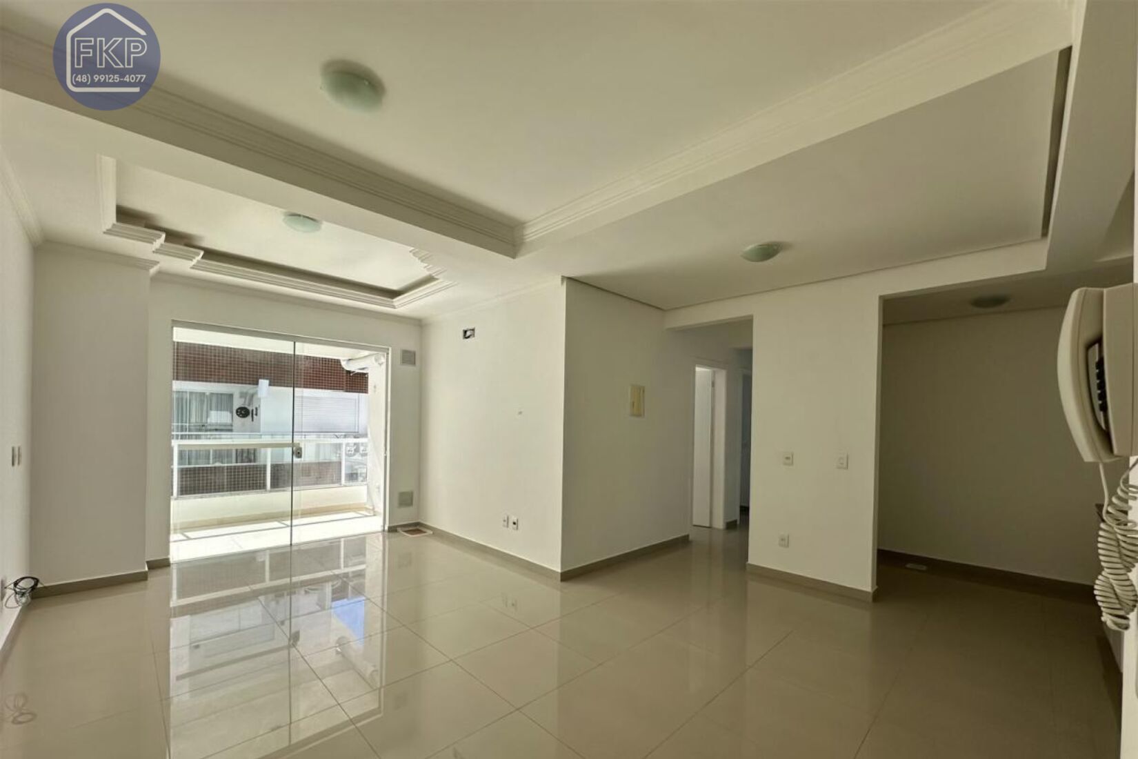 Apartamento à venda com 3 quartos, 87m² - Foto 1