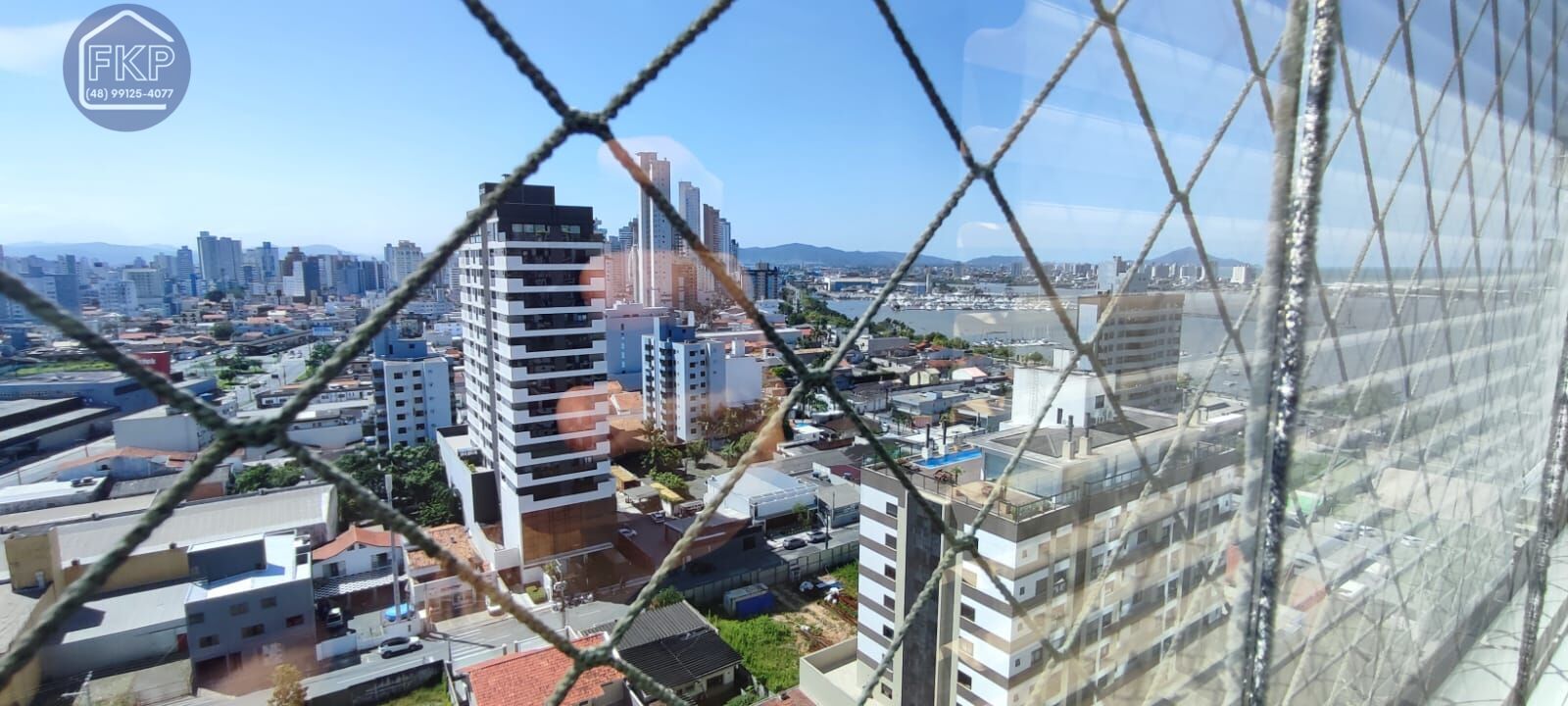 Apartamento à venda com 3 quartos, 112m² - Foto 2