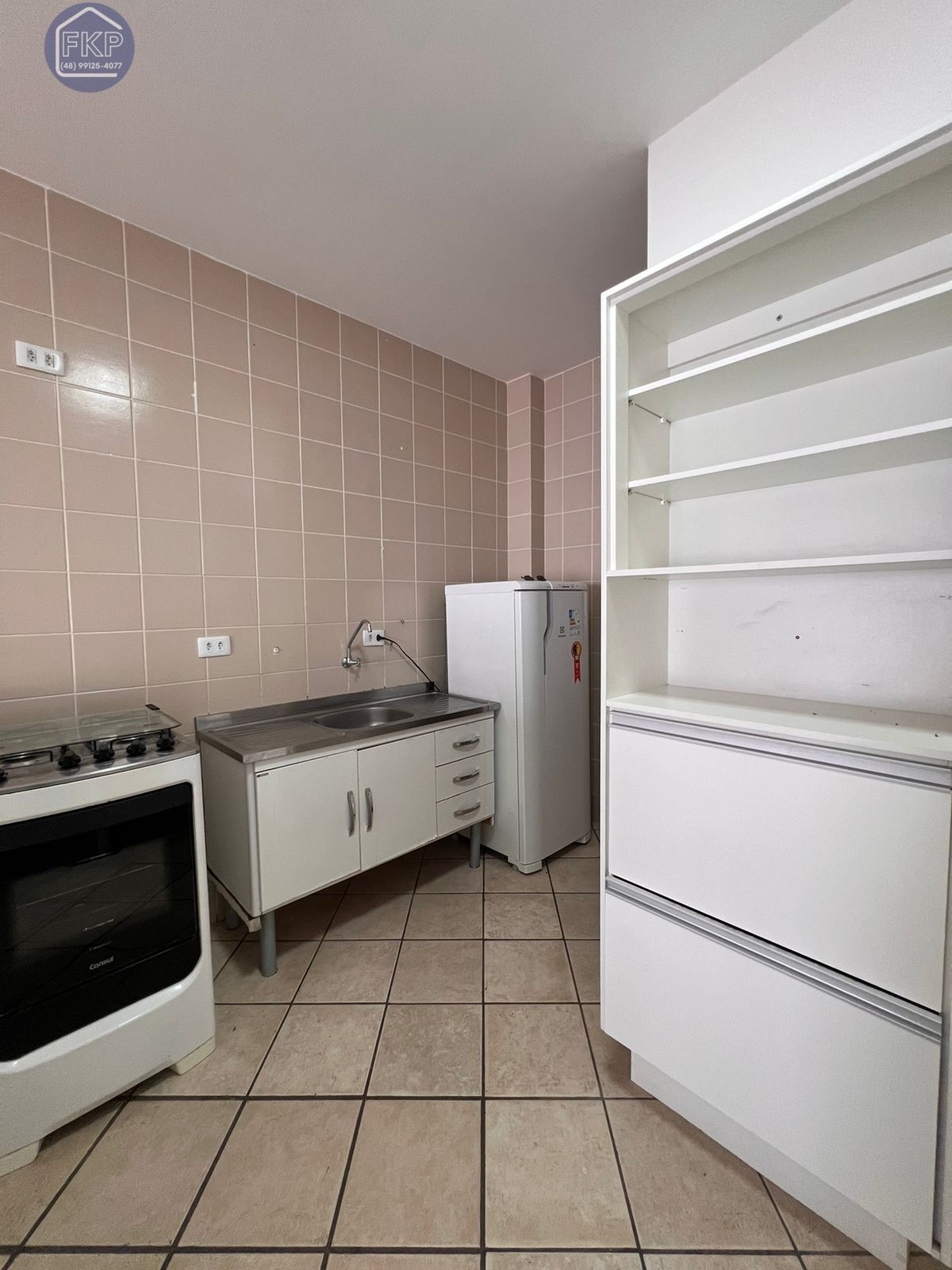 Apartamento à venda com 2 quartos, 70m² - Foto 9