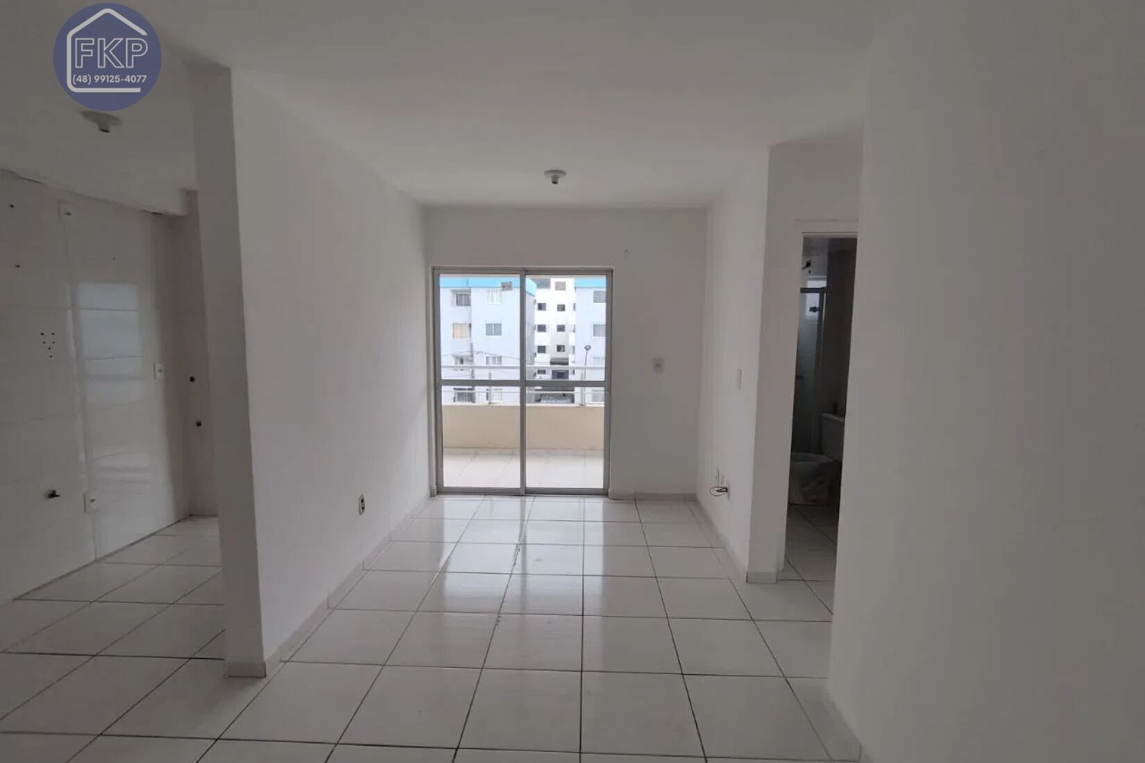 Apartamento à venda com 2 quartos, 56m² - Foto 1