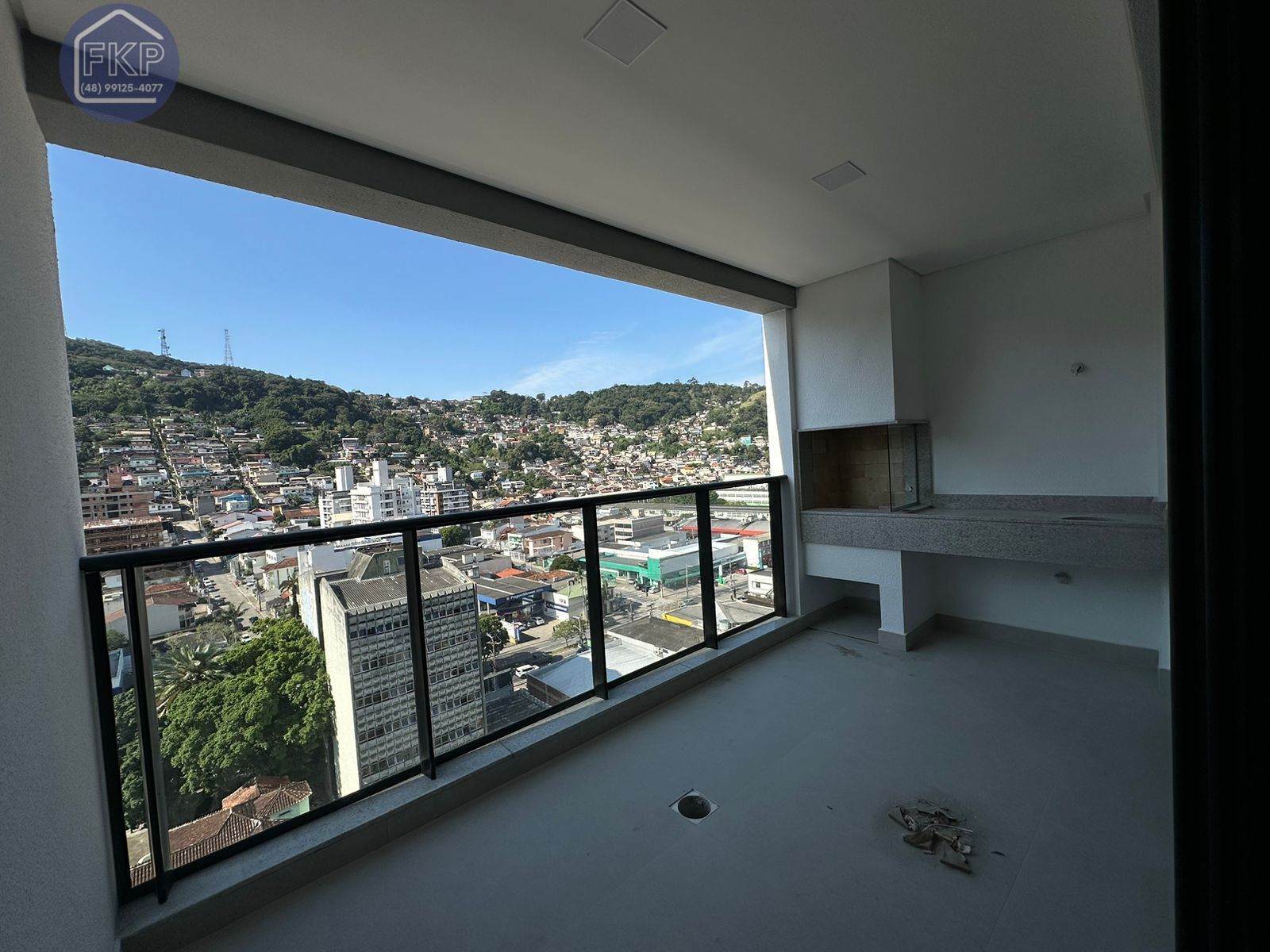 Apartamento à venda com 3 quartos, 117m² - Foto 3