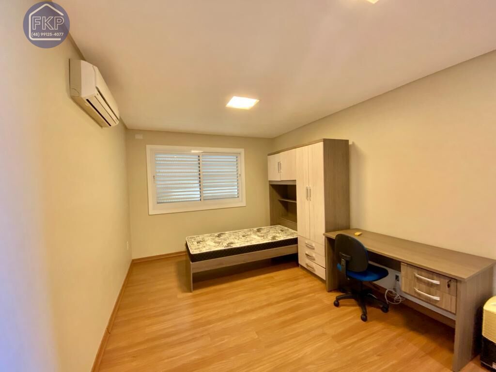 Casa à venda com 7 quartos, 425m² - Foto 28