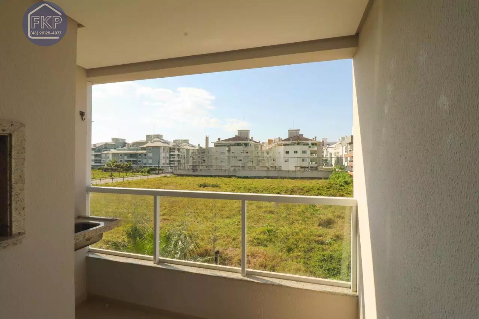 Apartamento à venda com 2 quartos, 61m² - Foto 5