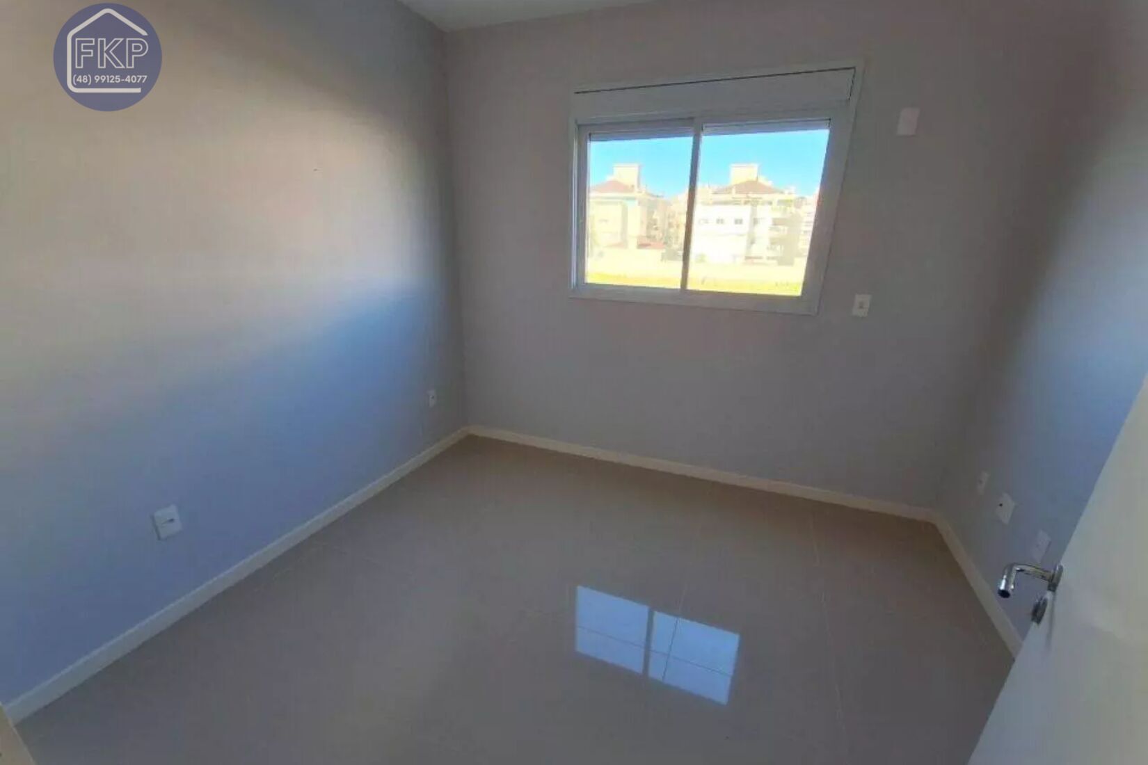 Apartamento à venda com 2 quartos, 61m² - Foto 9