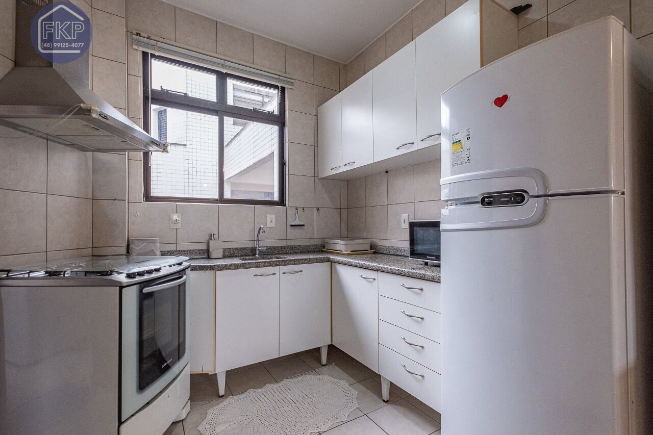 Apartamento à venda com 2 quartos, 70m² - Foto 8