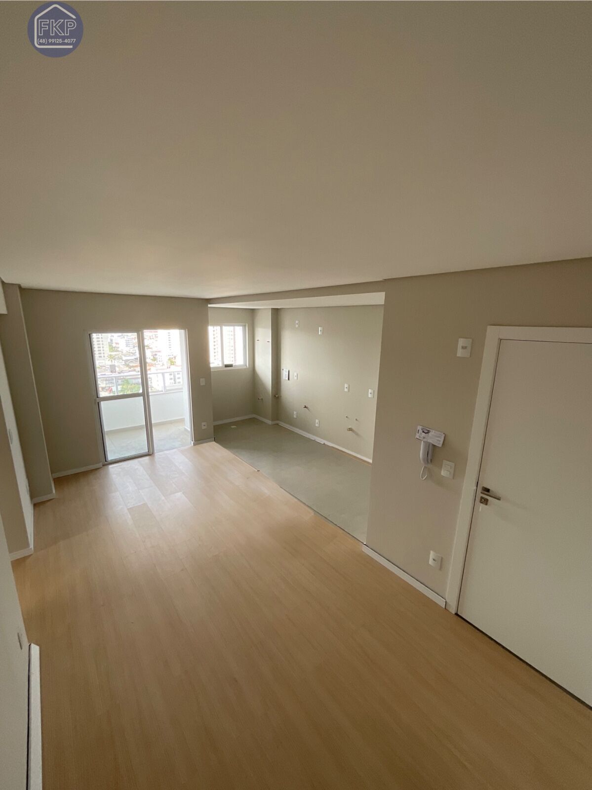 Apartamento à venda com 2 quartos, 92m² - Foto 1