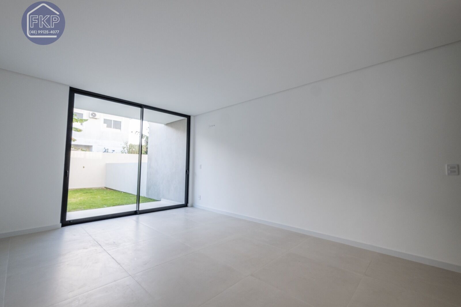 Casa à venda com 3 quartos, 140m² - Foto 11