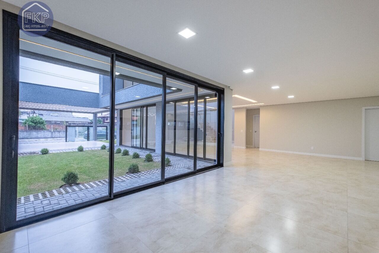 Casa à venda com 4 quartos, 375m² - Foto 36