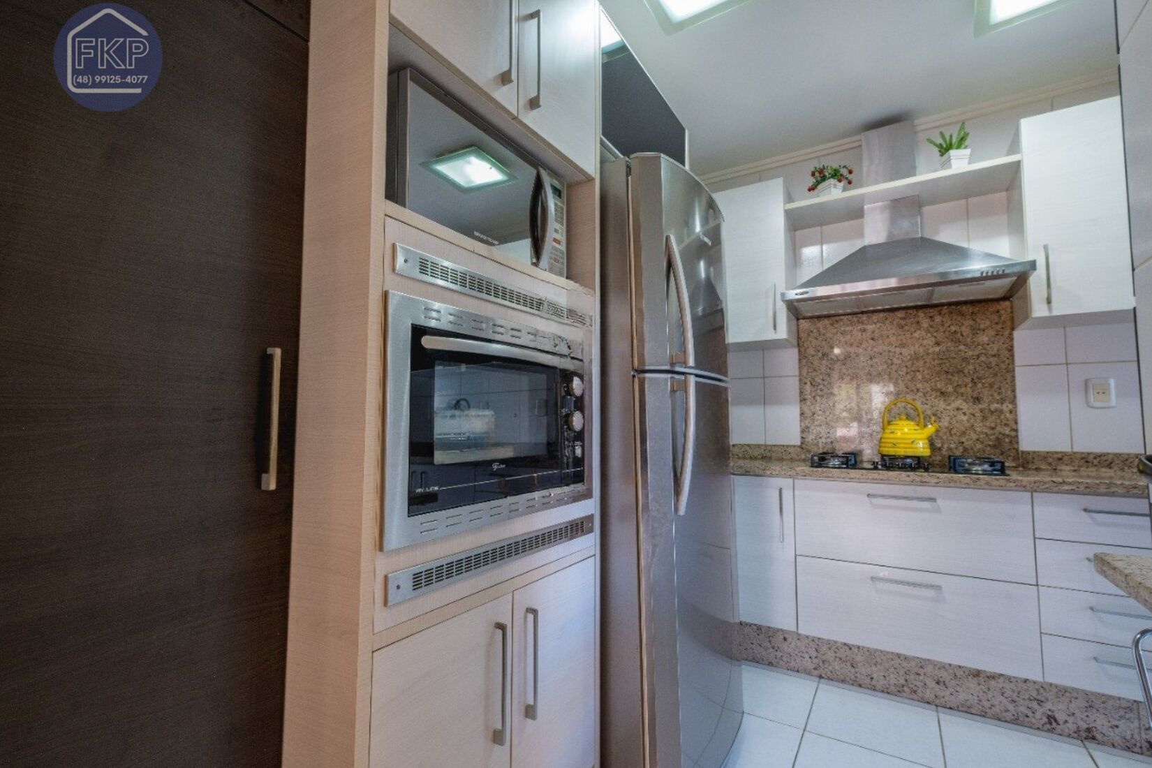 Apartamento à venda com 3 quartos, 83m² - Foto 12