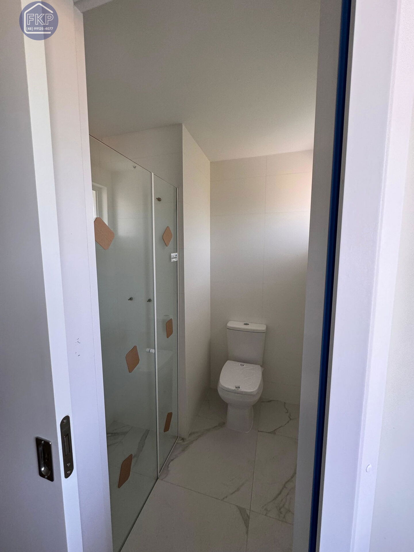 Apartamento à venda com 2 quartos, 70m² - Foto 9