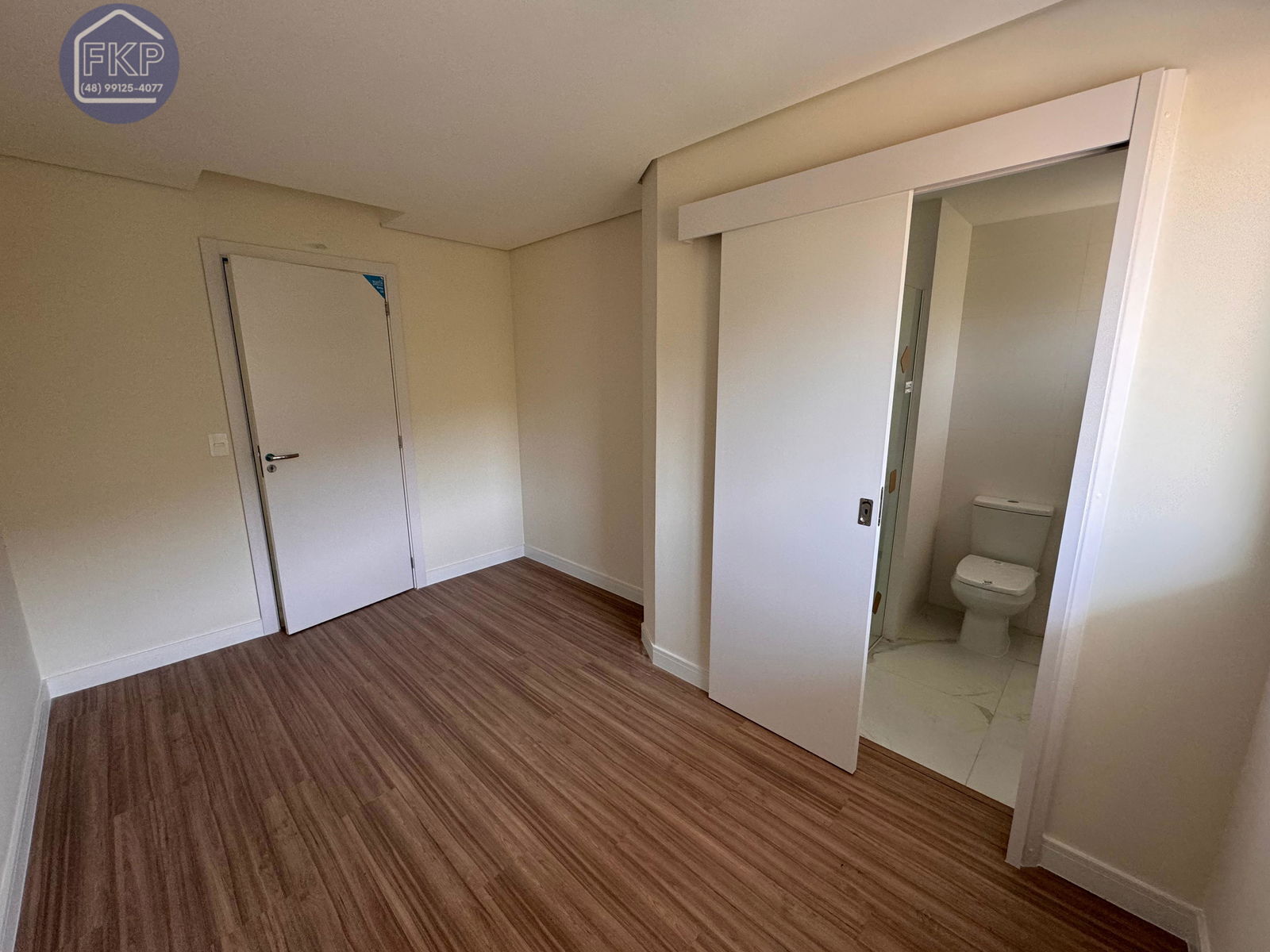 Apartamento à venda com 2 quartos, 70m² - Foto 10