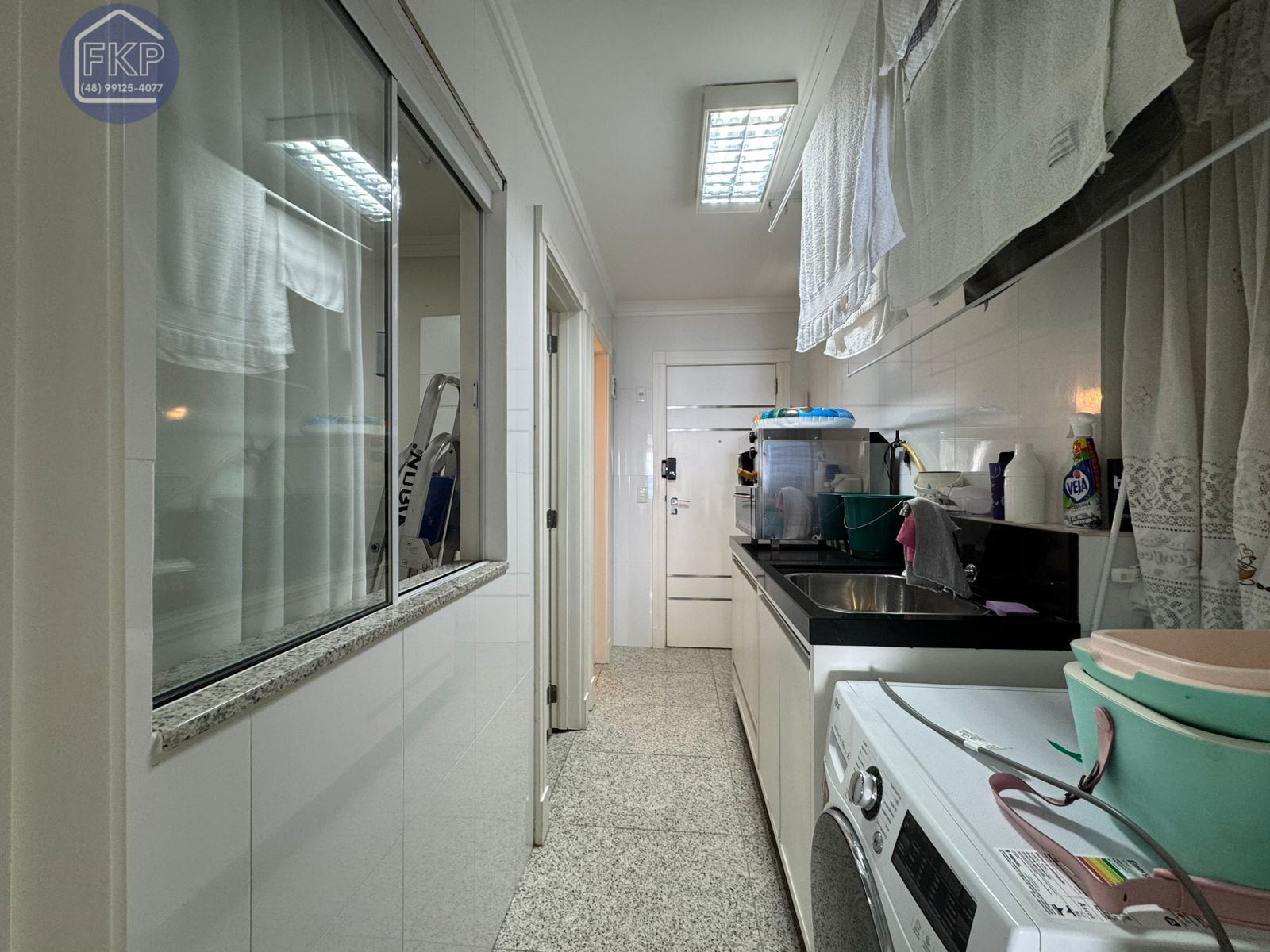 Apartamento para alugar com 3 quartos, 182m² - Foto 17