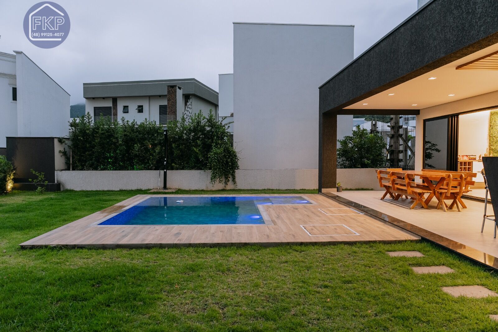 Casa, 3 quartos, 309 m² - Foto 30